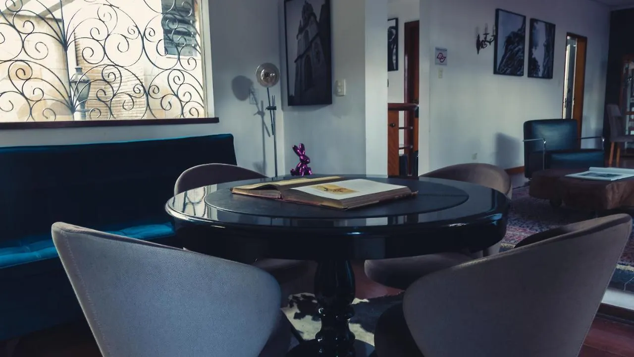 Urbanature Filme & Arte - Comfort Hostel Brooklin Sao Paulo