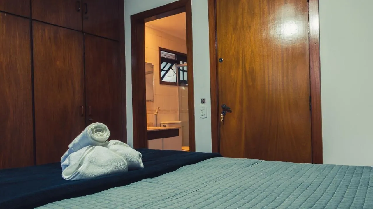 Urbanature Filme & Arte - Comfort Hostel Brooklin São Paulo Bed & Breakfast